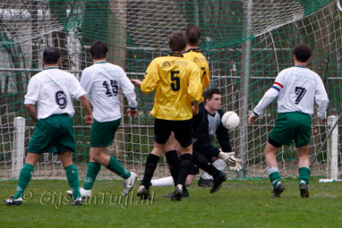 2009_04_04 Lo vv Woudrichem 1 - GVV63 1 1 - 2