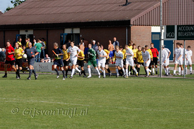 2009_08_29 Lo GVV63 - St. Mich. Gestel 1 - 0 Beker