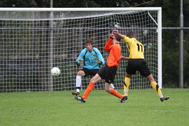 2011_08_16 Lo GVV'63 1 - rkvv Wilhelmina 1 - 3