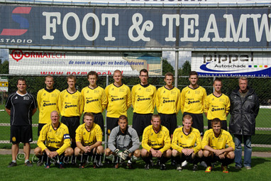 2012_09_22 Lo Gr.foto 2e elftal gemaakt door Chris