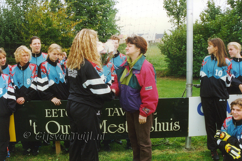 005 Dames Okt 1995