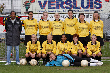 2009_10_24 Lo GVV Dames Elftalfoto