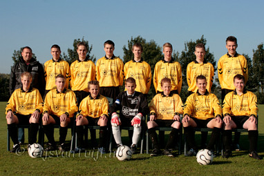 2008_09_20 Lo Elftalfoto B en shirt uitreiking