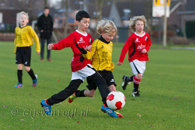 2012_12_15 Lo GVV63 F2 - NIVO F8 5-5 Kampioen