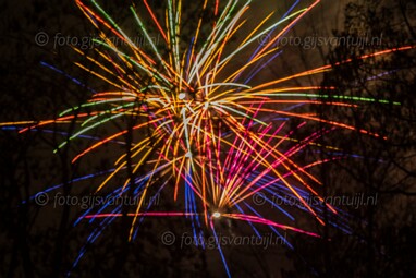 2026_01_01 Vuurwerk rond omze Woning