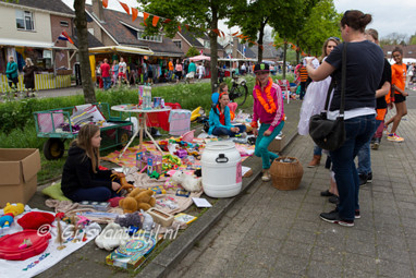 2014_04_26 Lo Koningsdag Kinder - Braderie