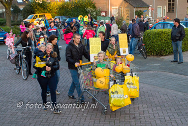 2015_04_30 Lo Lampionnen optocht Gameren