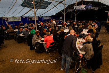 2016_04_28 Lo Quizavond Oranje ver Gameren