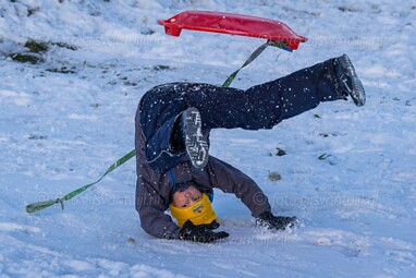 2026_01_06 Sneeuw en Slee pret
