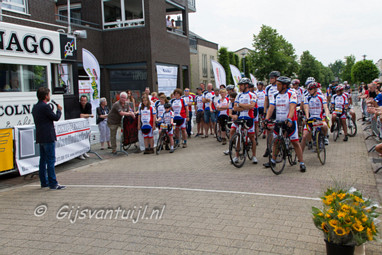 2014_06_09 Lo Inhalen team Maasdriel Alp dHuzes te Ammerzoden