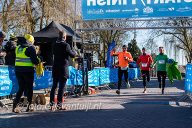 2018_02_25 Finish Two River Marath Zaltb