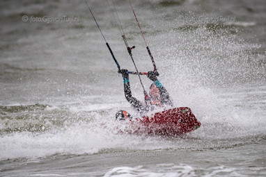 2018_10_23 Kitesurven en strandzeilen