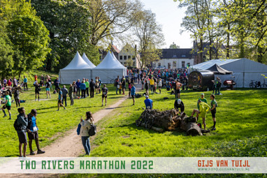 2022_04_24 1 Start Two River Marath Zaltb