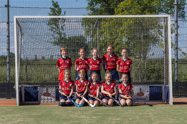 2025_05_17 MHC Bwaard Teamfoto MO8-1 MO8-2 MO10-1mix